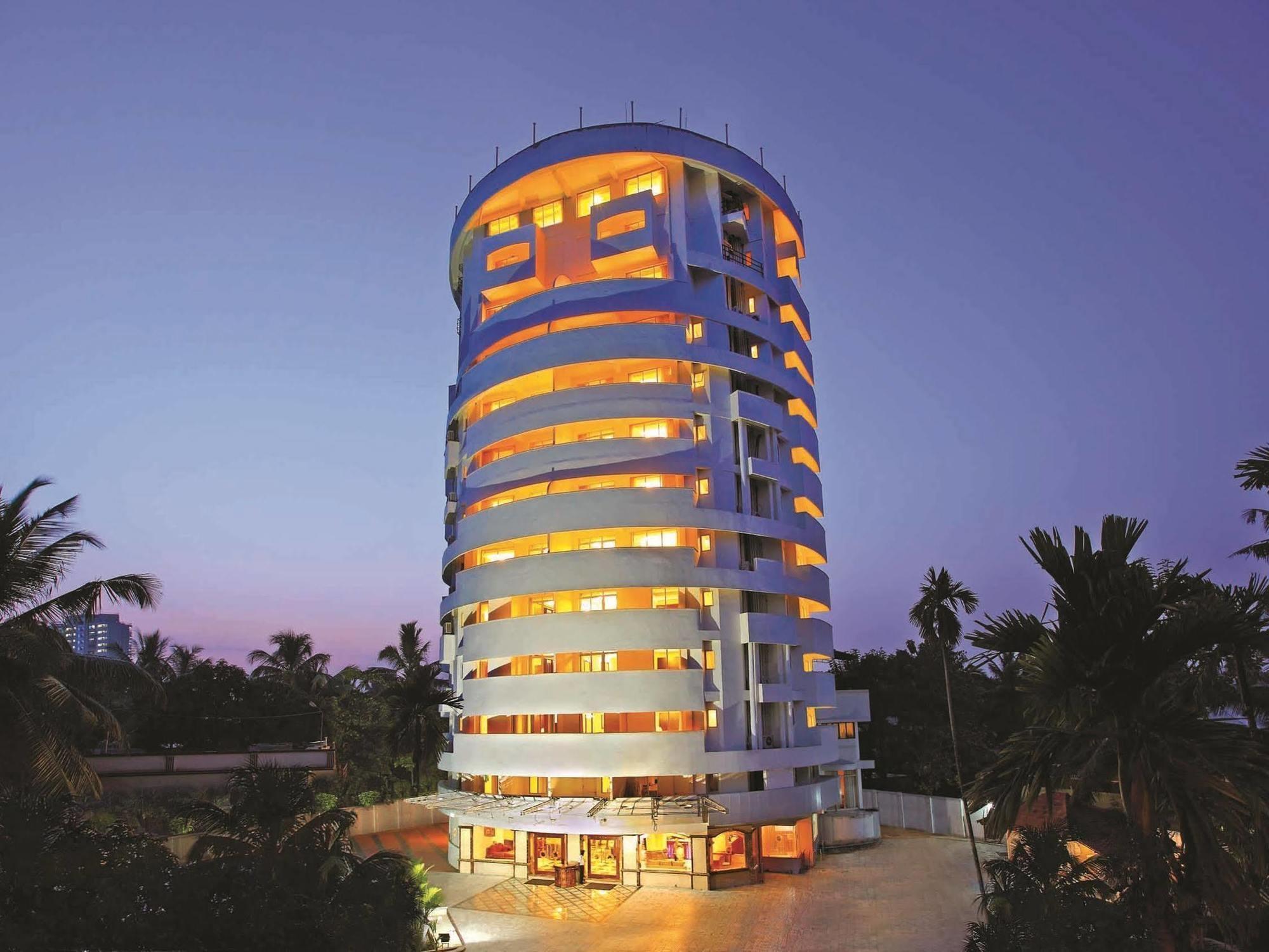 Emarald Hotel Cochin Kochi Exteriör bild